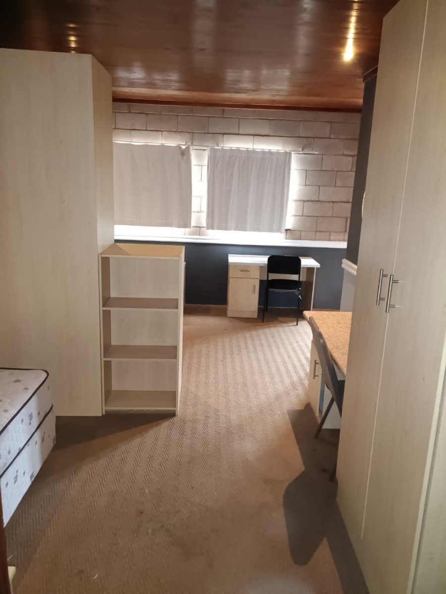 1 Bedroom Property for Sale in Brandwag Free State